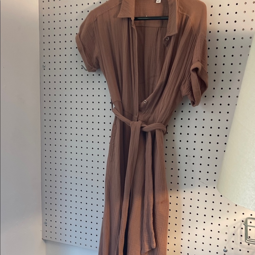 Evereve Midi Dress